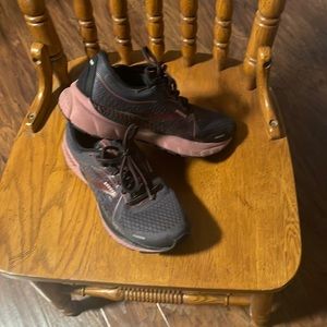 Brooks Adrenaline 21